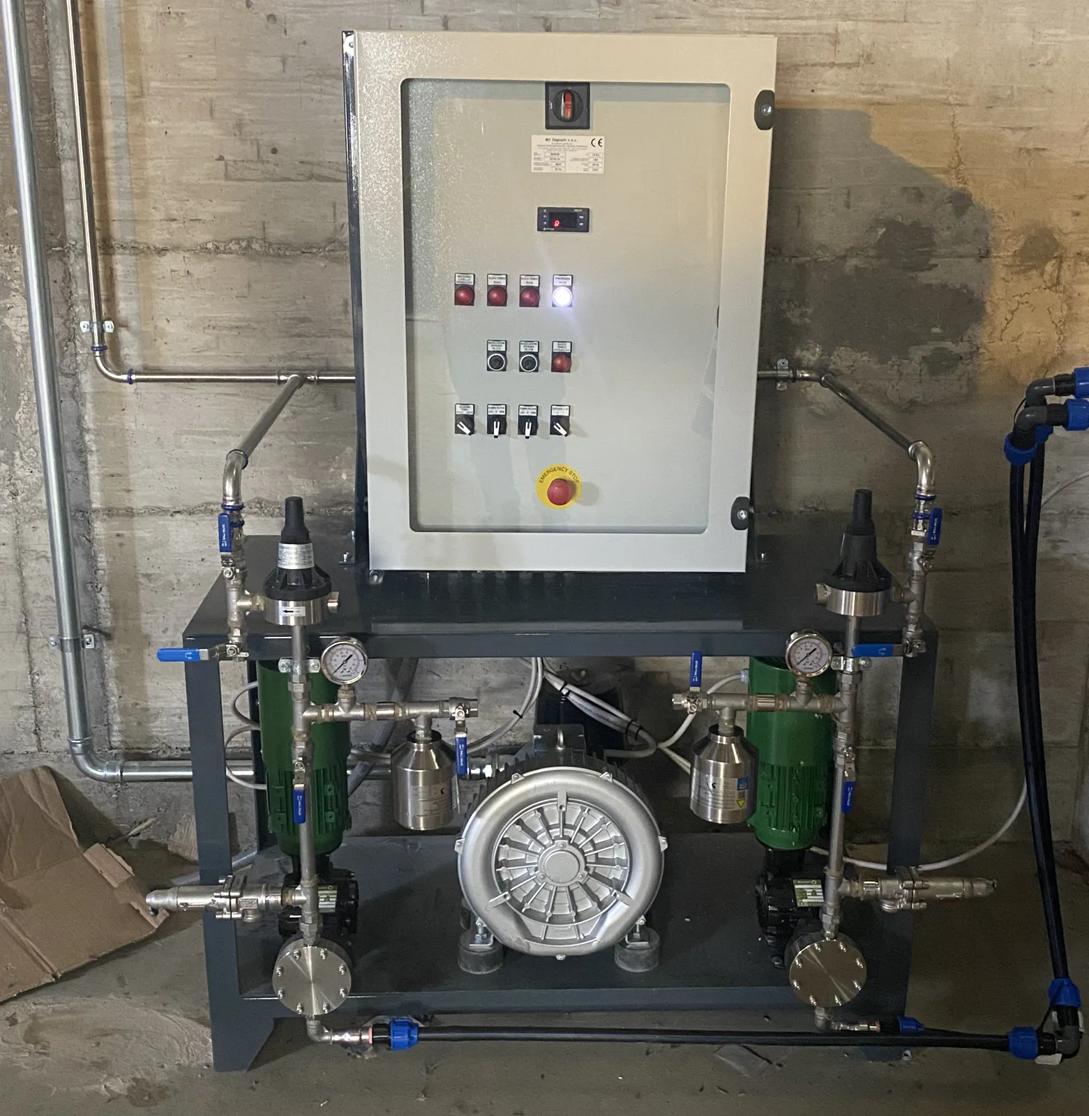 SNCR dosing skid with control panel and lance cooling blower – 18.7 MW waste-to-energy plant, Italy
